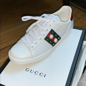 Gucci women shoe